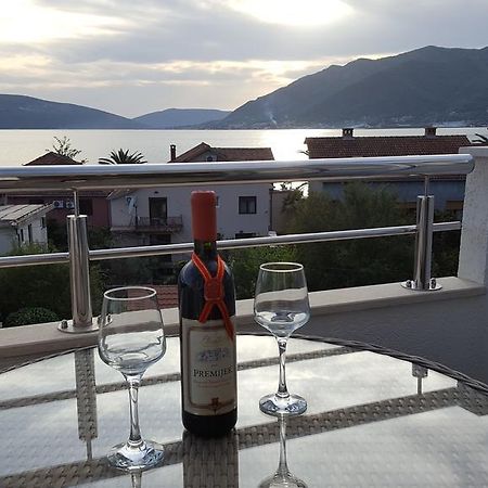 Apartment Milas Tivat Luaran gambar