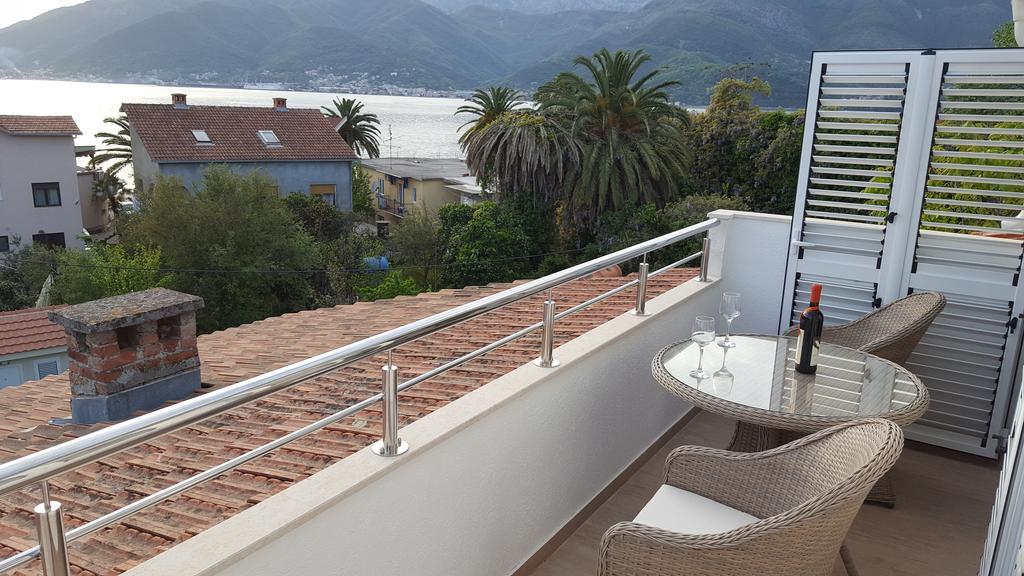 Apartment Milas Tivat Luaran gambar
