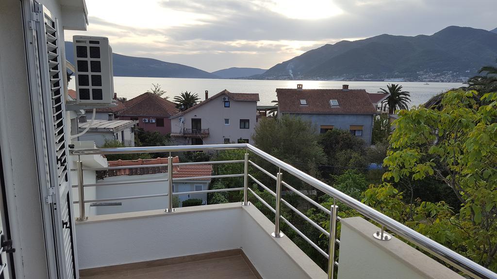 Apartment Milas Tivat Luaran gambar