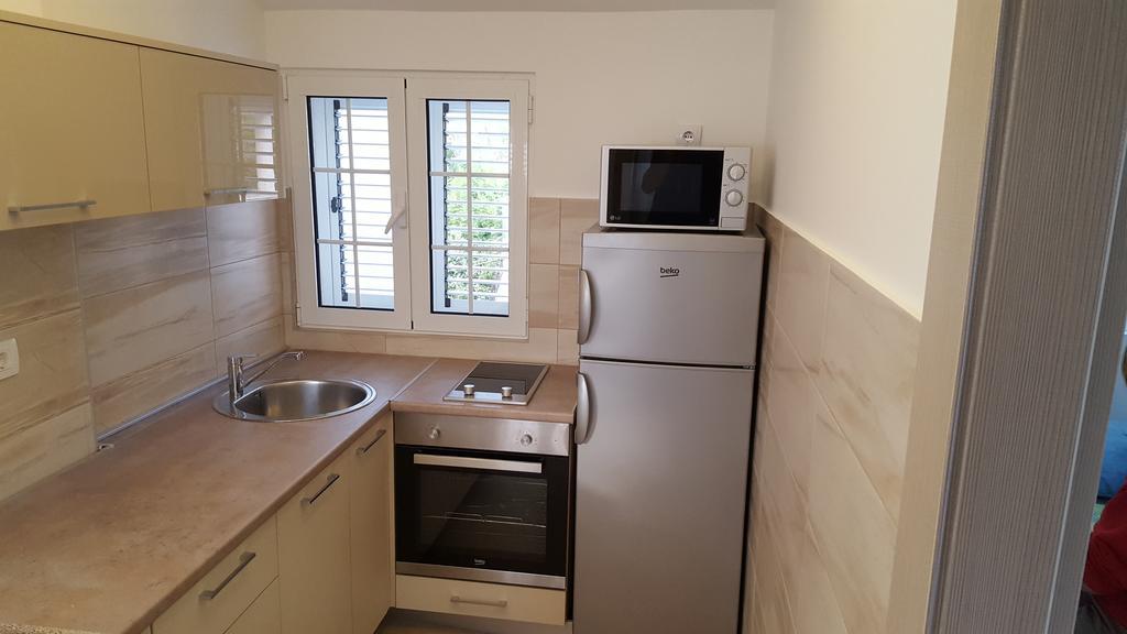 Apartment Milas Tivat Luaran gambar